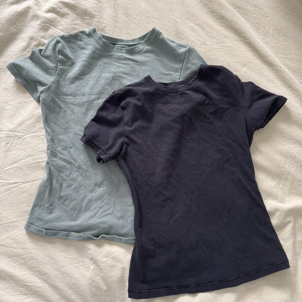 Organic Basics Flex Tees Set (Black and Seaweed)